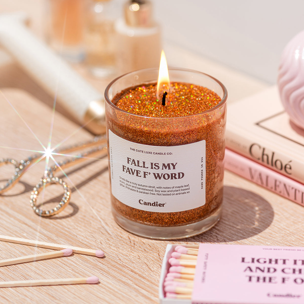 Pretty candles by Candier, one of the best gifts for teen girls and cute gifts for her during cozy sweater weather season.