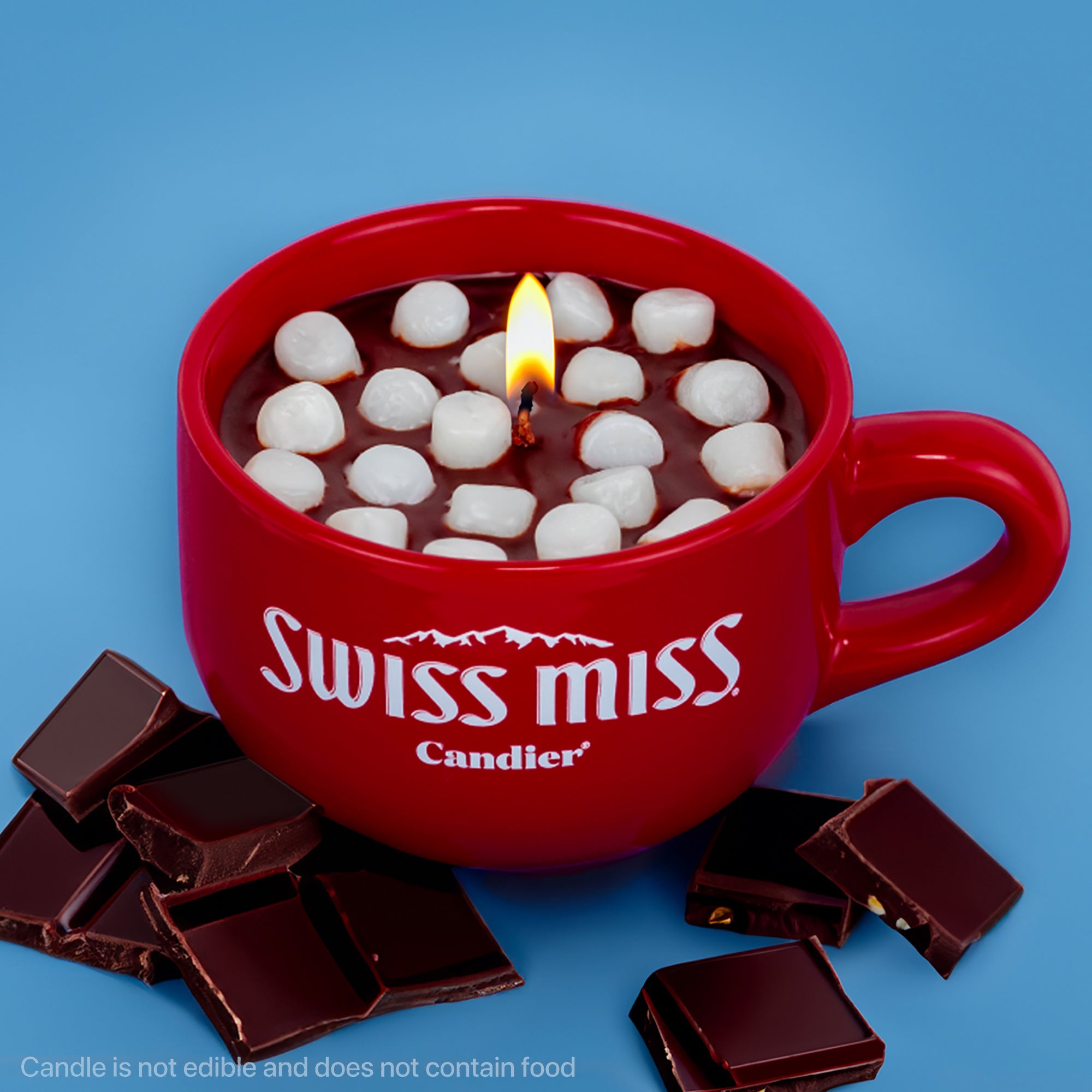 Candier Candles X Swiss Miss hot cocoa funny candle with warm and cozy fall fragrance. Hot chocolate gift ideas and cute gifts for friends​. Gourmand fragrance and vanilla scent food scented candles 