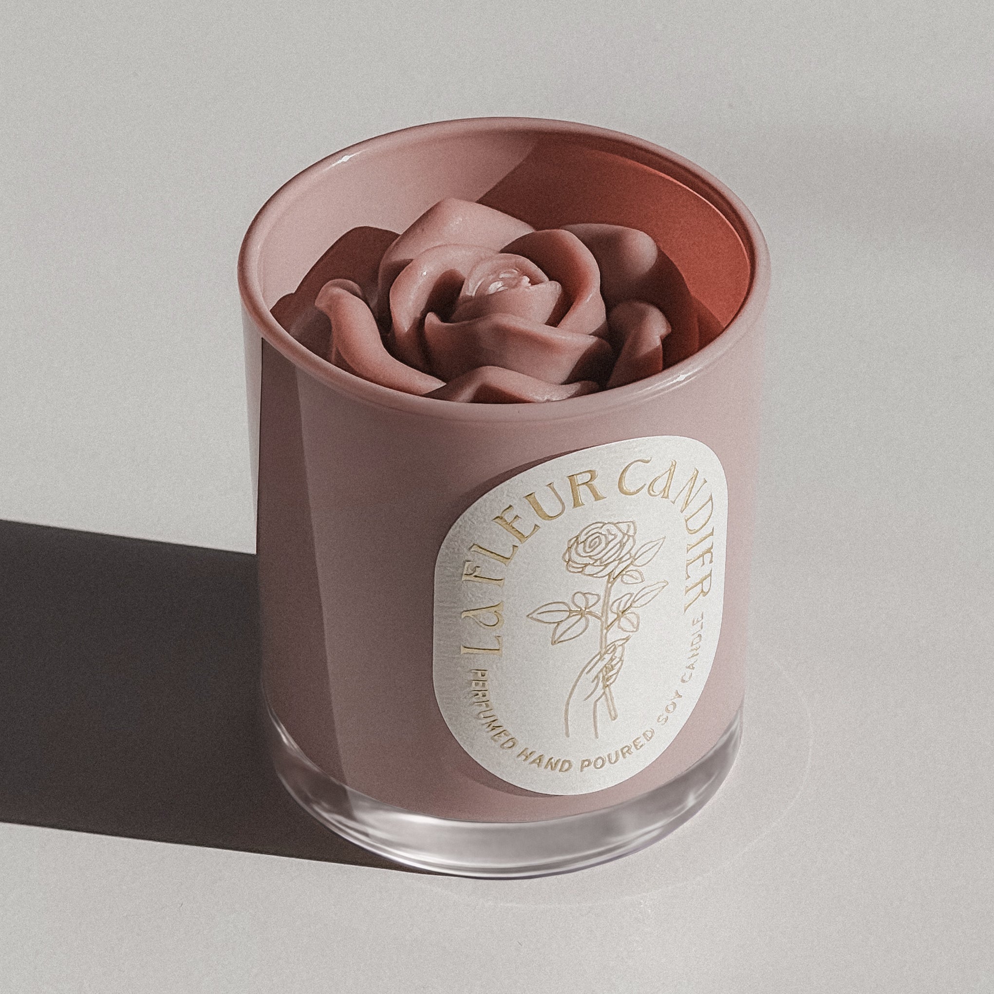 Cashmere Santal flower candle by Candier candles with sculpted wax, a pretty candle with soft floral scent and elevated aesthetic